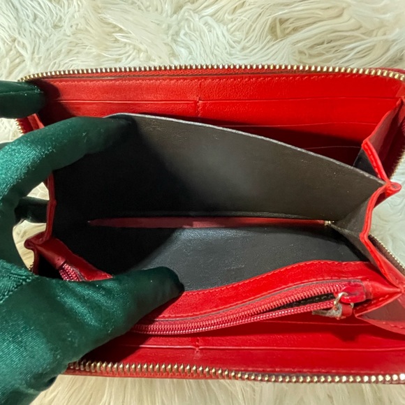 Microguccissima Heart Zip Around Wallet Red - Picture 5 of 13